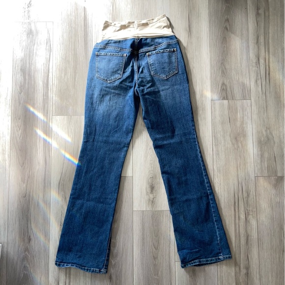 Old Navy Maternity Jeans - Picture 7 of 8